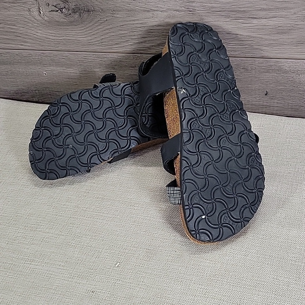 Birkenstock Black and Gray Strappy Sandals Sz 38 L7 M5 - Picture 9 of 11